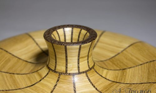 горлышко деревянной вазы из сегментов
