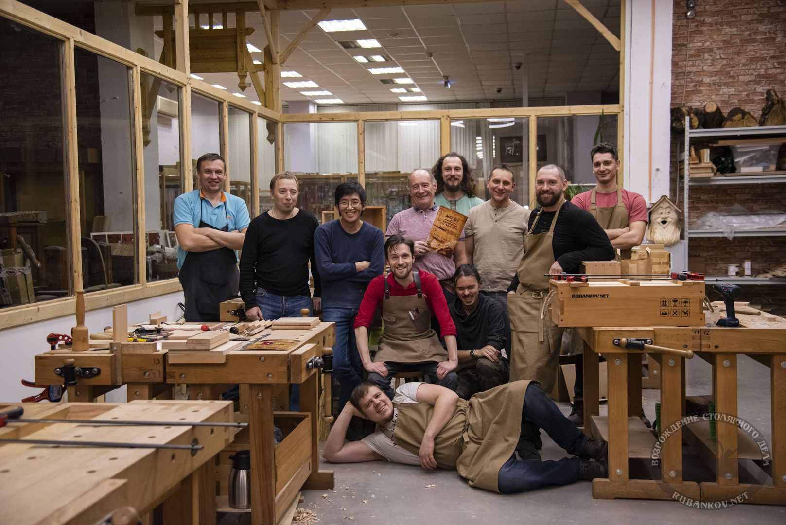 мастерская тихвин. мастерская тихвин. гранитная мастерская ,, возрождение,,. столярная мастерская тихвин ул сосновая 1. мастерская тихвин.