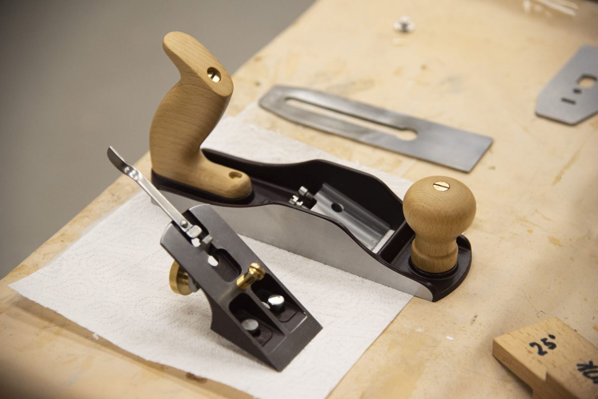 Разобранный рубанок Dictum n4 (Практикум столярного мастерства, весна 2020)