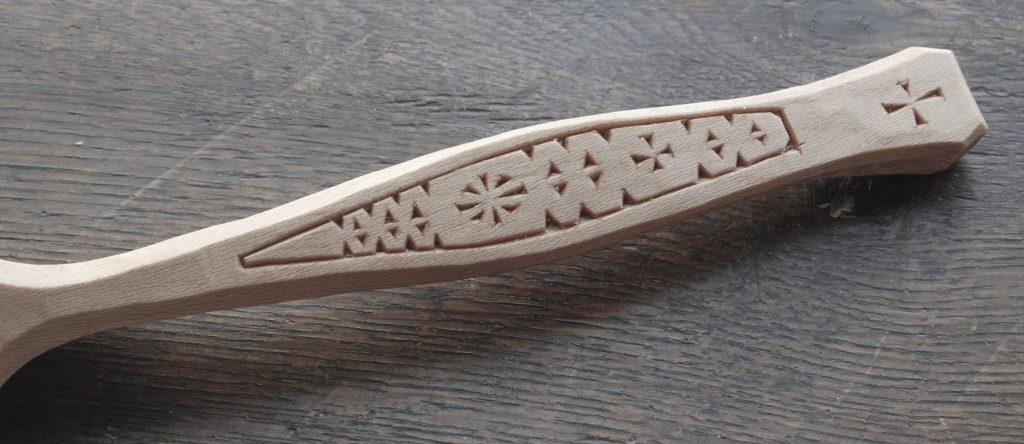 контурная геометрическая резьба