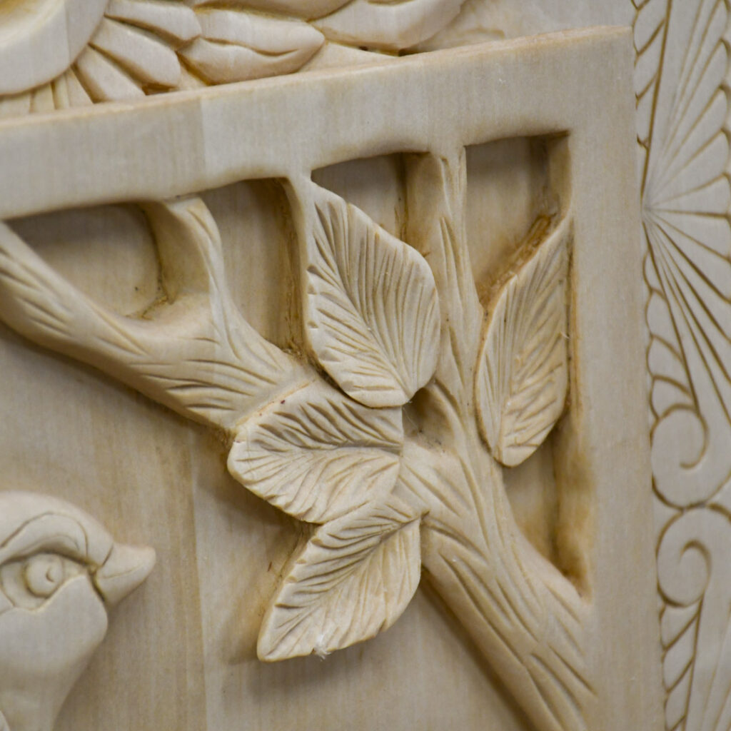 детализированный резной элемент, Художественная резьба по дереву (июль 2025)